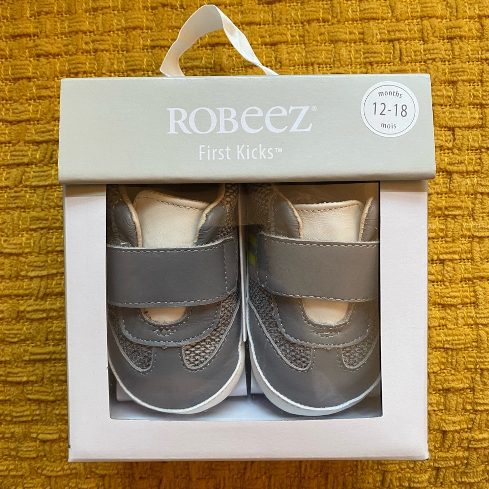 Robeez First Kicks
